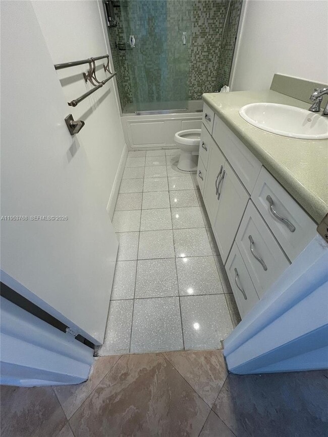 Building Photo - 881 Ocean Dr