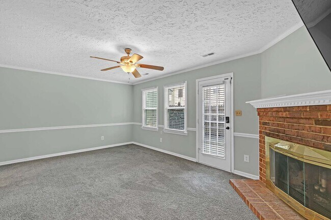 Building Photo - 119 Barfleur Pl