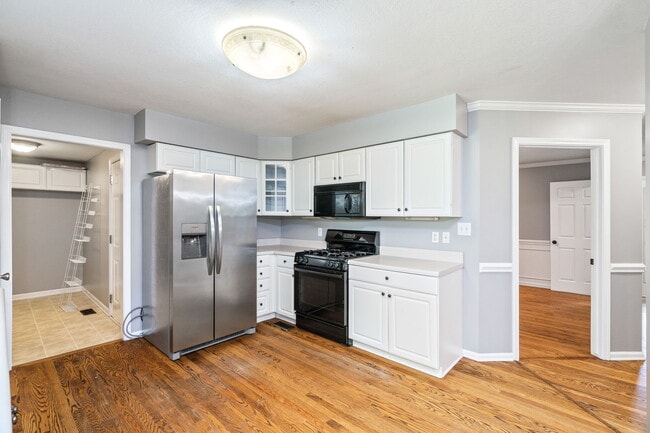 Building Photo - 2761 Dee Peppers Dr