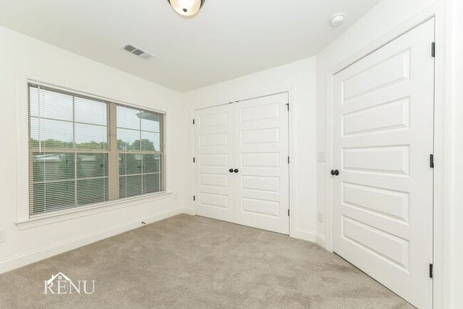 Building Photo - 3319 Old Hickory Blvd