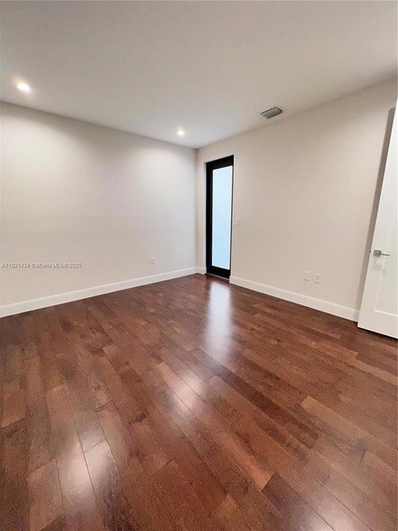Building Photo - 8251 NW 47th Terrace