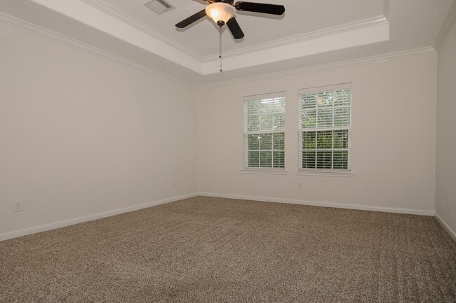 Building Photo - 7 Bettina Ln