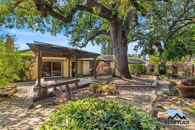 Building Photo - 7919 Ridgemont Dr