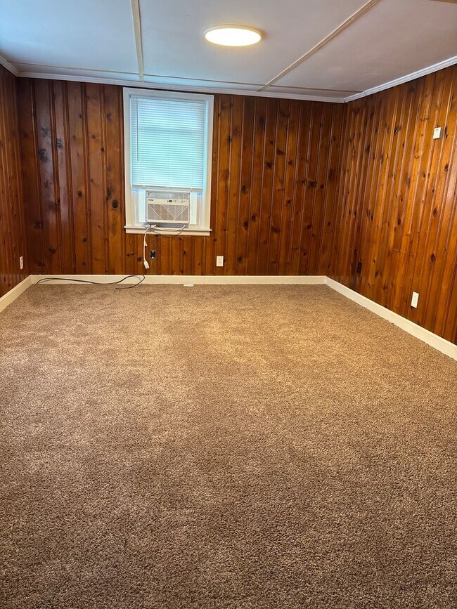 Building Photo - Welcome to Your Spring Home!