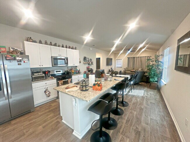 Building Photo - 5306 Scoria Trl