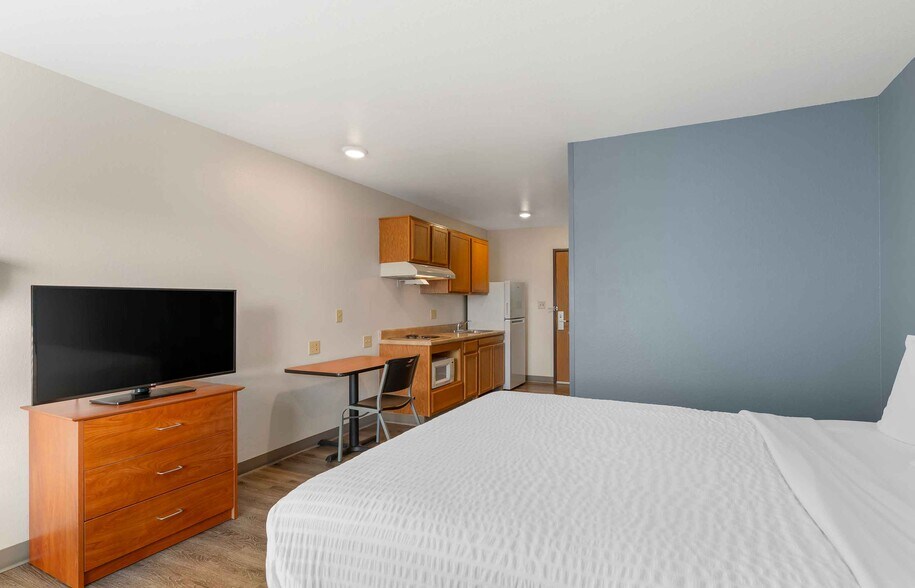 Building Photo - Furnished Studio-Fayetteville