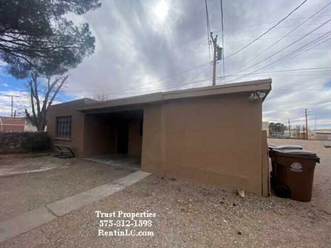Primary Photo - 439 North St
