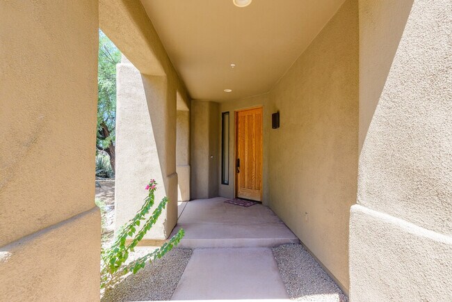 Building Photo - 28543 N 102nd Pl