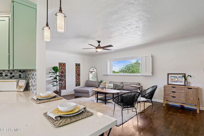 Building Photo - 904 Turney Dr