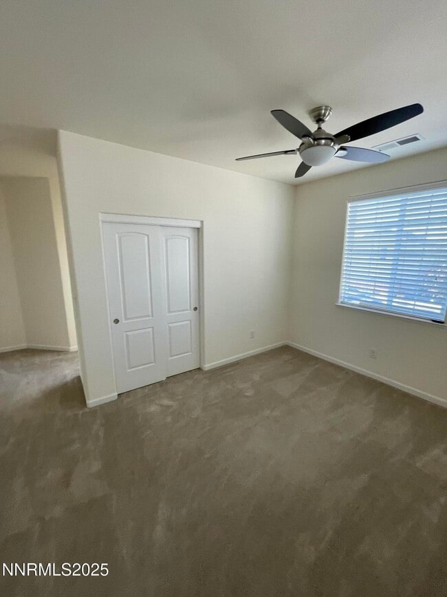 Building Photo - 7115 Diversey Dr