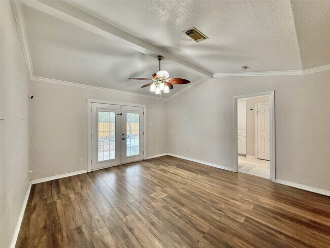 Building Photo - 42 Village Knoll Pl