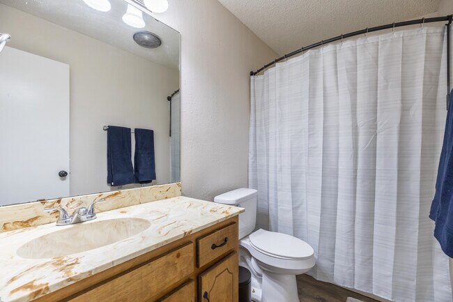 Building Photo - 5457 Blue Quail Dr