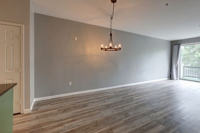 Building Photo - Newer 2 bedroom Townhome in Lynnwood