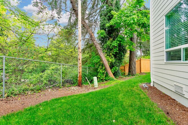 Building Photo - 10412 87th Ave Ct SW