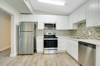 Building Photo - 5225 Van Aken Dr