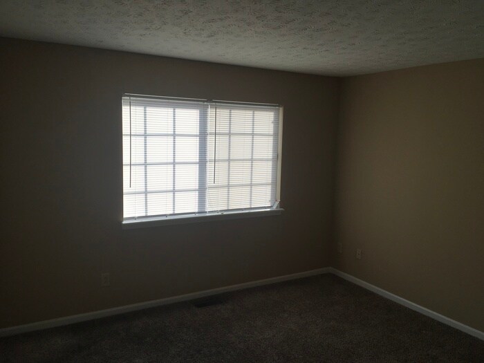 Building Photo - 3235 Keystone Lakes Way