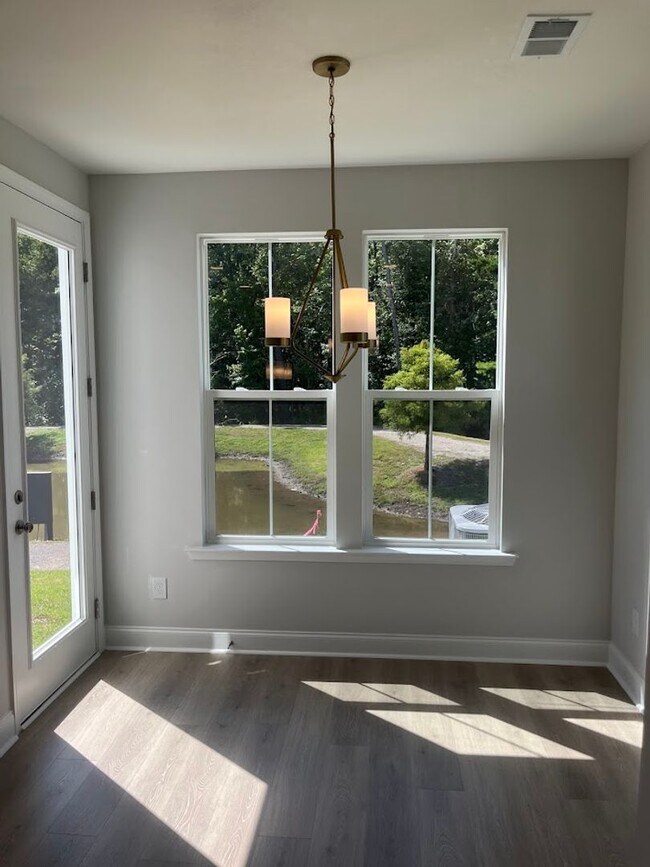 Building Photo - Available now. Beautiful 3 BR/2.5 BA New C...