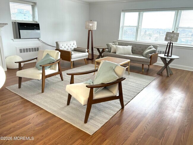 Building Photo - 122 Bodman Pl