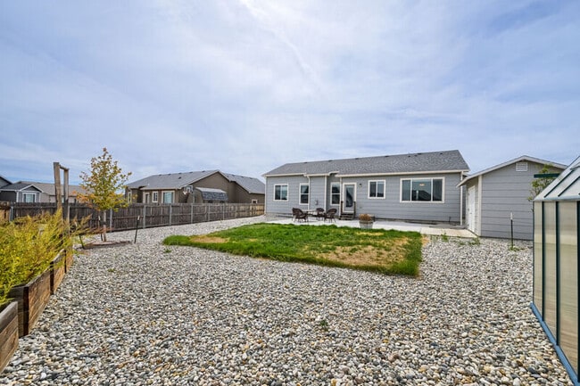 Building Photo - 9983 Henman Ter