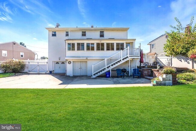 Building Photo - 721 Rancocas Ave