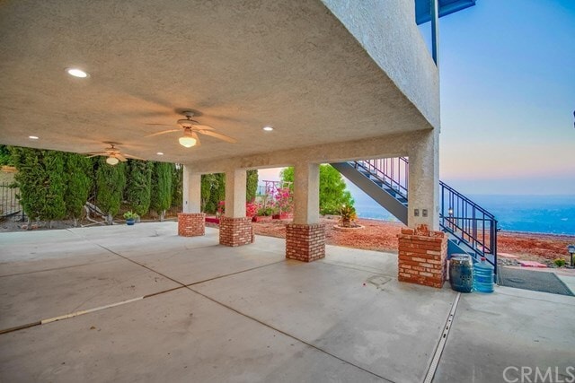 Building Photo - 7380 Live Oak Dr