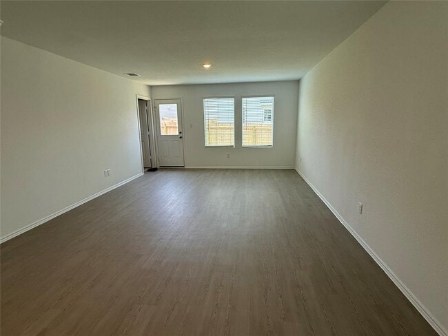 Building Photo - 165 Kyanite Dr