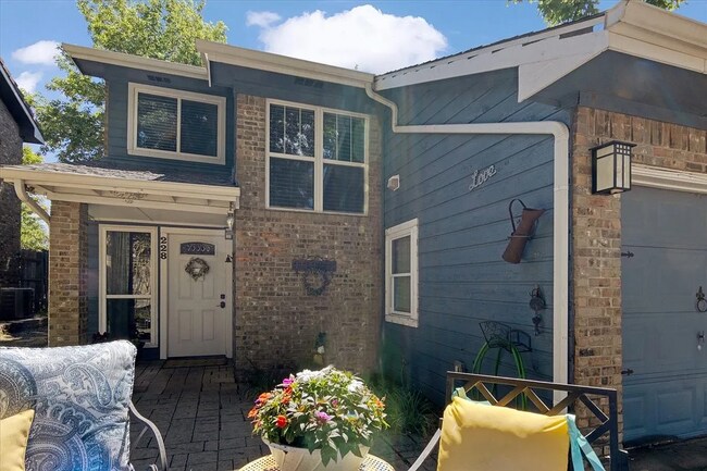 Primary Photo - 228 McCarley Pl