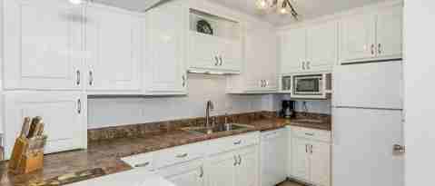 Building Photo - 1100 Fort Pickens Rd