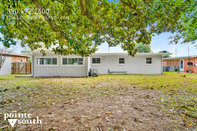 Building Photo - 51 Adkinson Dr