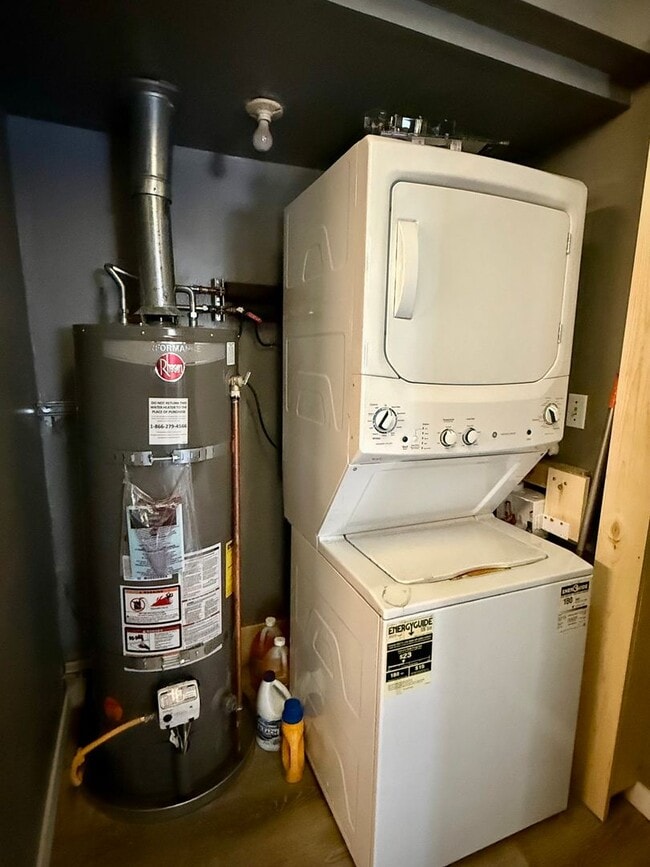 Building Photo - 34420 Thorpe Ct