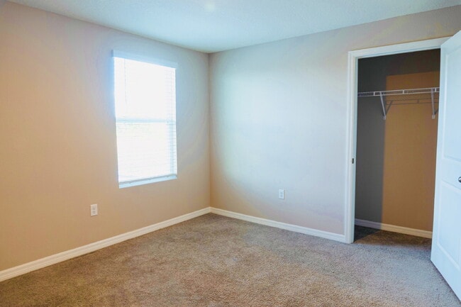 Building Photo - 11730 White Willow Ln