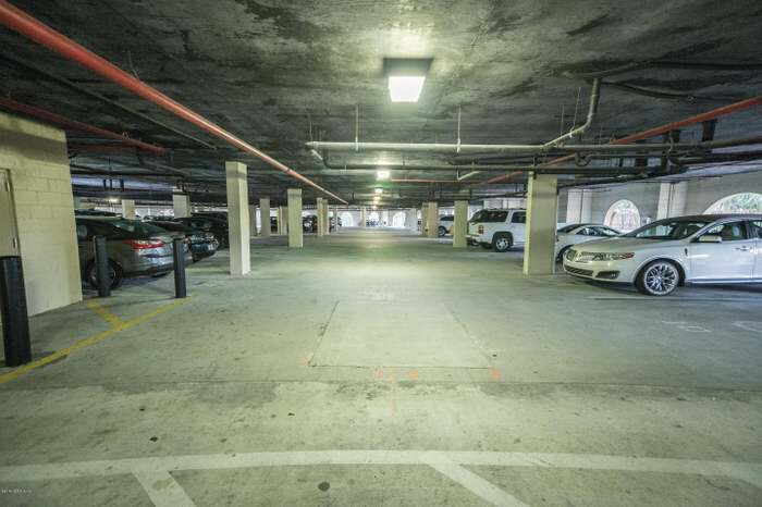 Building Photo - 4300 S Beach Pkwy