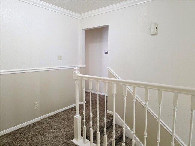 Building Photo - 10306 Jockey Club Dr