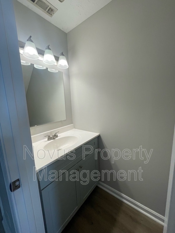 Building Photo - 749 South St