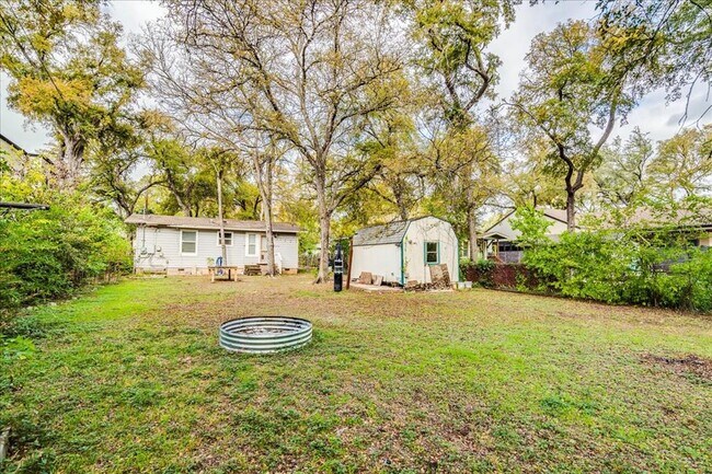 Building Photo - 4603 Jinx Ave