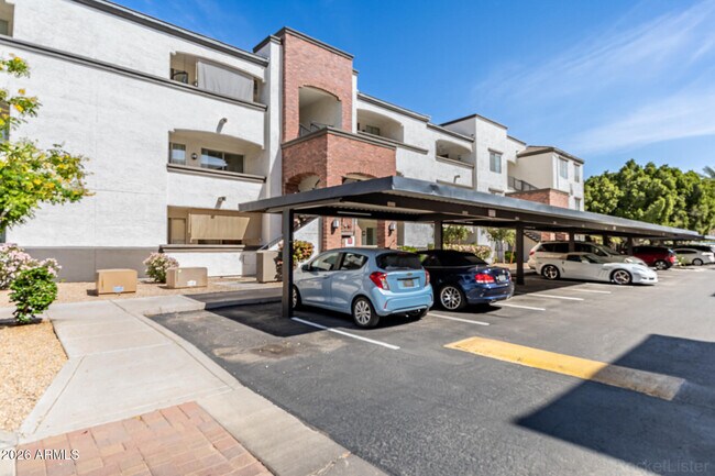 Building Photo - 3302 N 7th St