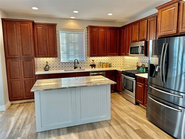 Building Photo - 12705 Cayman Ln