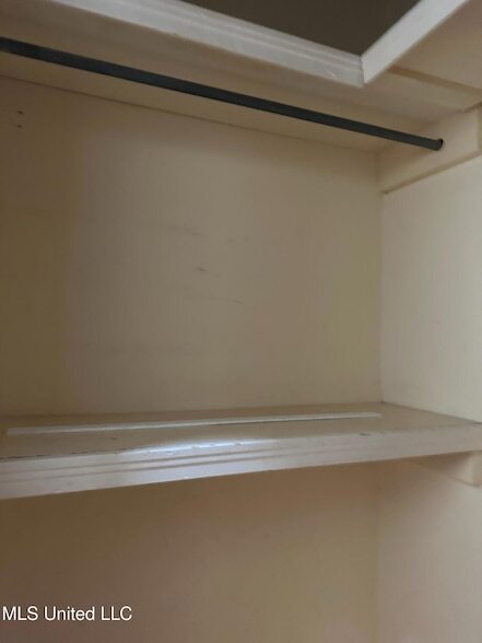 Building Photo - 3564 Cowan Pl