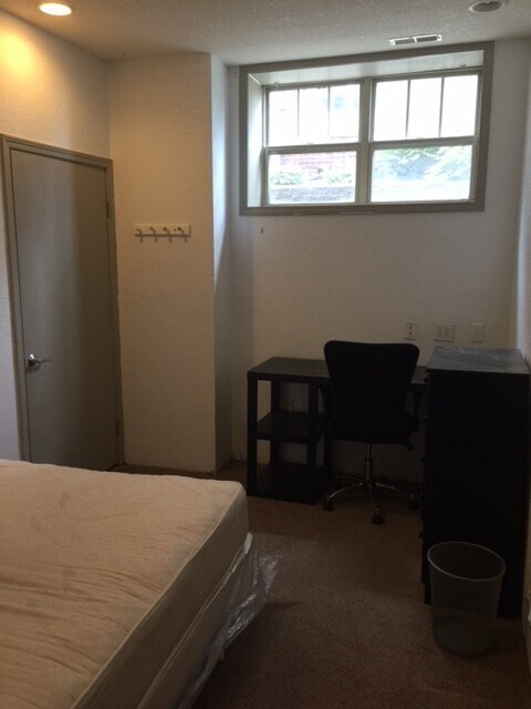 Interior Photo - The Elysee