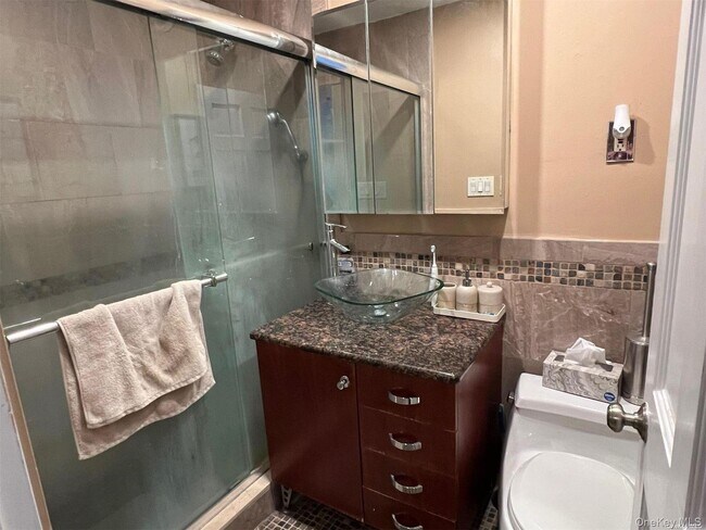 Building Photo - 310 Riverside Blvd