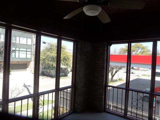 Building Photo - 6032 Lewis St