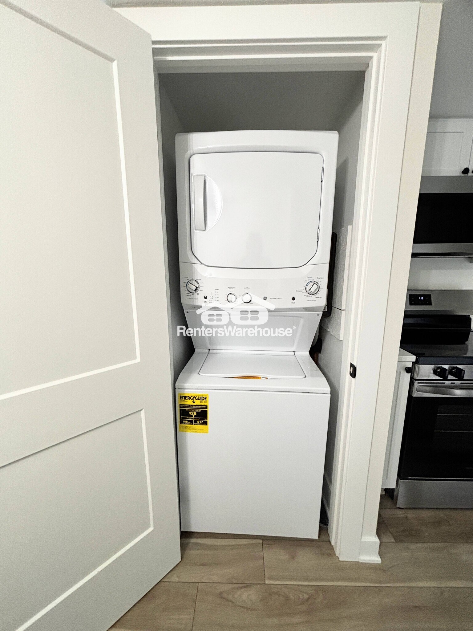 Building Photo - 4076 Indianola Ave