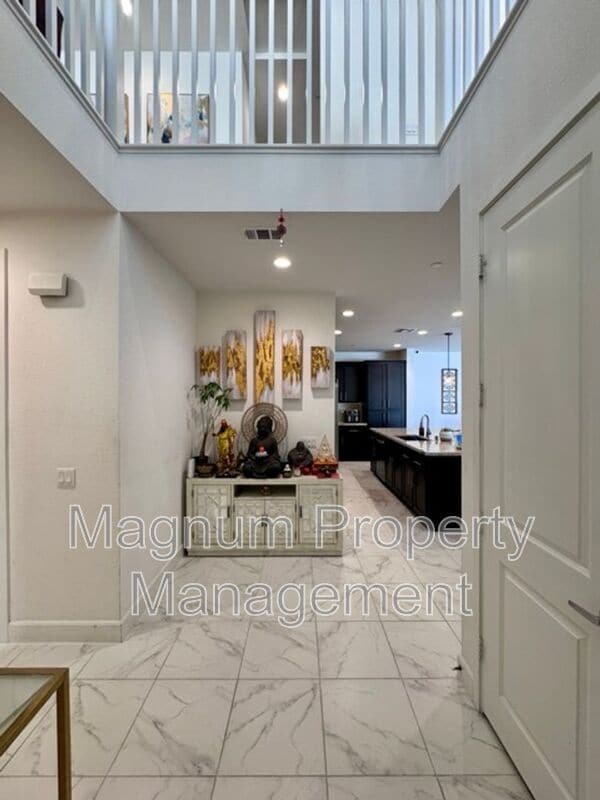 Building Photo - 38572 Rosegate Pl