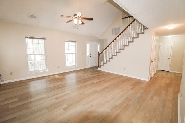 Building Photo - 507 S Kevin Ct