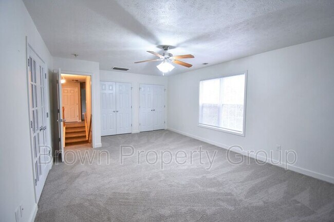Building Photo - 141 Pender Rd