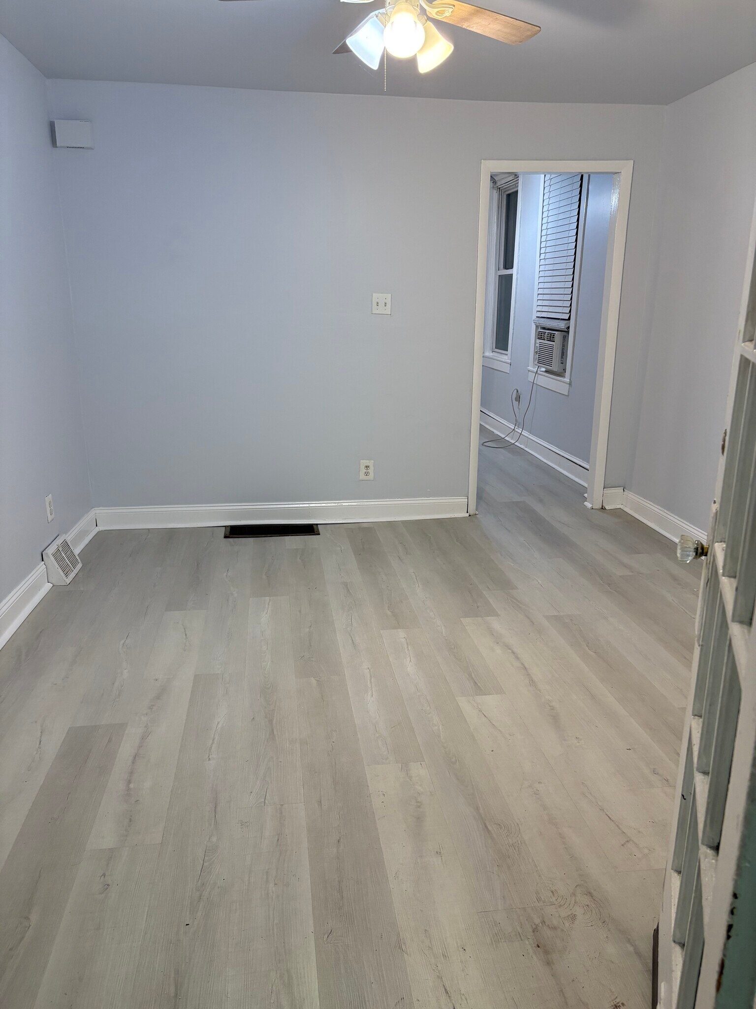 Building Photo - 2018 S 70th St
