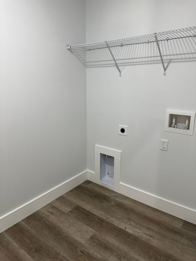 Building Photo - Beautiful Home for Rent – Modern Comforts ...