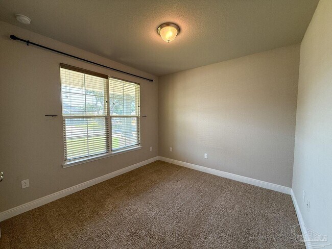 Building Photo - 5317 Parkside Dr