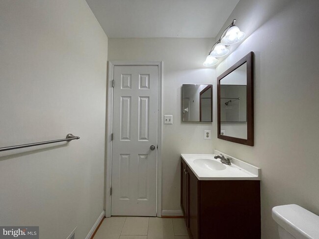 Building Photo - 17929 Milroy Dr
