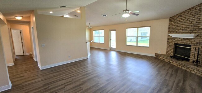 Building Photo - 2061 Big Buck Dr